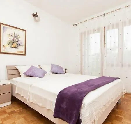 Bright Cozy Near Sea * Pula